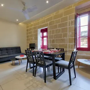 Vallettastay - Lucky Star Two Bedroom 203 Apartament Valletta