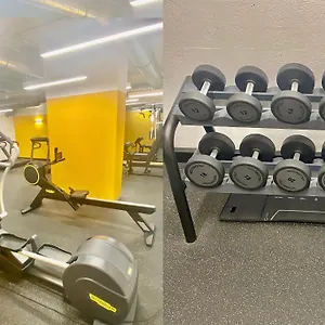 Gruen & Urban - Direkt An Der Therme - 15 Minuten Ins Zentrum Apartament Wiedeń
